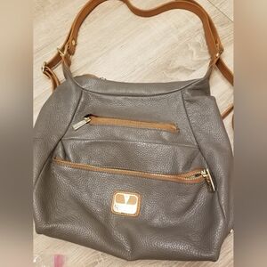 Medium size purse Valentina